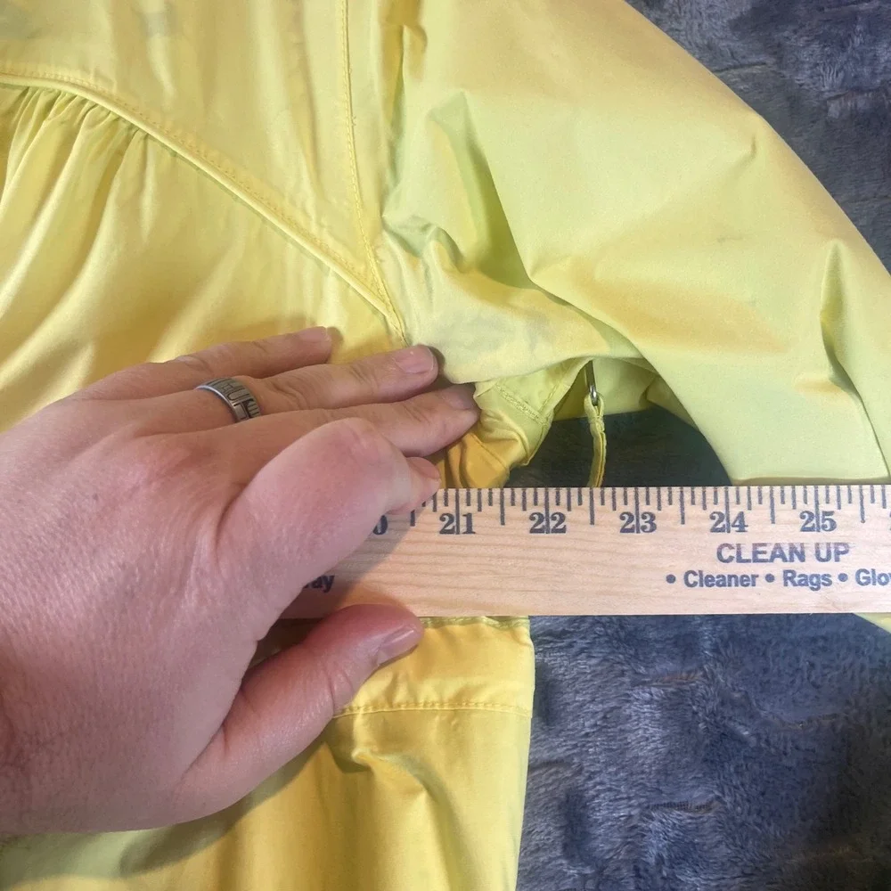 Nike Snowboarding Jacket Womens Large Yellow Hooded Full Zip Ski Coat 336773-774